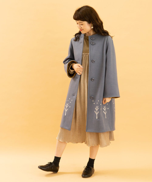 専用　 ボタニカル刺繍コクーンコート POU DOU DOU（プードゥドゥ）の「ボトルネック裾刺繍コクーンコート