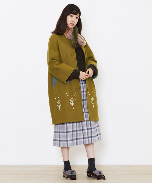 POU DOU DOU（プードゥドゥ）の「ボトルネック裾刺繍コクーンコート（その他アウター・レディース・ブラック/イエロー/グレー・3）」の9枚目の写真