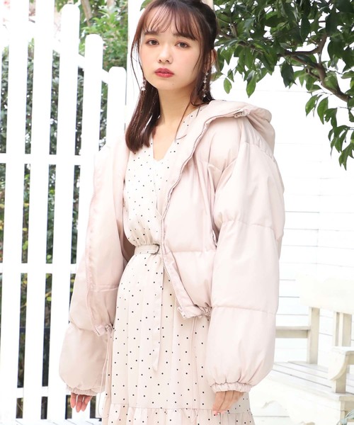 one after another NICE CLAUP（ワンアフターアナザーナイスクラップ）の「エコダウンジャケット（ダウンジャケット/コート・レディース・ブラック/ベージュ/カーキ・FREE）」の3枚目の写真