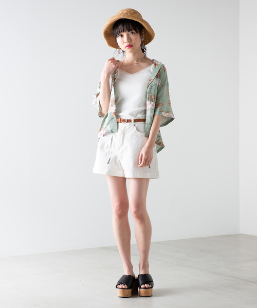 WEGO（ウィゴー）の「WEGO/【XS～Lサイズ】デイリーハイウエストショーツ（デニムパンツ・レディース・インディゴブルー/ライトインディゴブルー/ダークインディゴブルー/ブラック/ホワイト・MEDIUM/SMALL/X-SMALL/LARGE）」の10枚目の写真