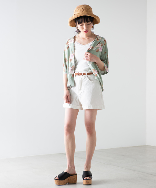 WEGO（ウィゴー）の「WEGO/【XS～Lサイズ】デイリーハイウエストショーツ（デニムパンツ・レディース・インディゴブルー/ライトインディゴブルー/ダークインディゴブルー/ブラック/ホワイト・MEDIUM/SMALL/X-SMALL/LARGE）」の8枚目の写真