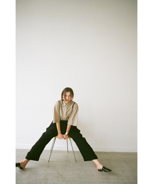 CLANE（クラネ）の「LOOSE SUSPENDER PANTS（その他パンツ・レディース・グレー/ブラック/カーキ・1/2/0）」の7枚目の写真