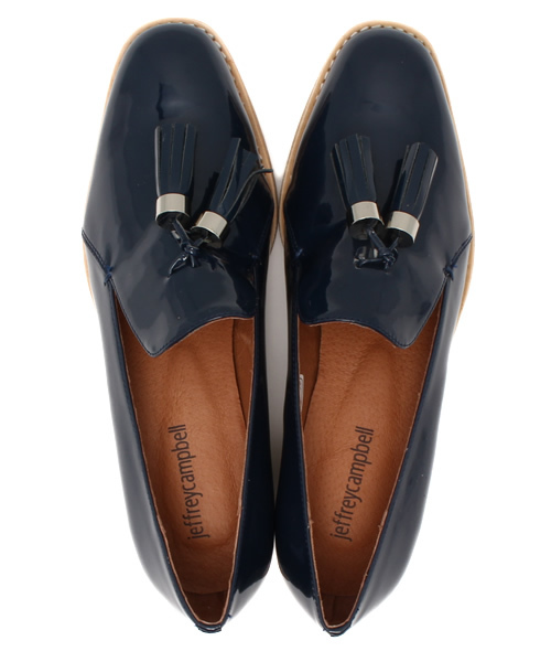 Jeffrey Campbell(ジェフリーキャンベル)の「タッセル付ローファーシューズ(ローファー・レディース・アイボリー/ネイビー/ブラック/グレー/ブラック系その他/ブラック系その他2・36/37/38/39/35)」の12枚目の写真