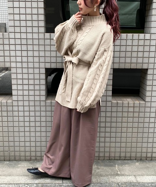 apres jour mignon（アプレジュールミニョン）の「ケーブル切り替えベルト付きニット【ZOZOTOWN限定アイテム】（ニット/セーター・レディース・ブラック/ダークブラウン/ライトベージュ・フリー）」の15枚目の写真