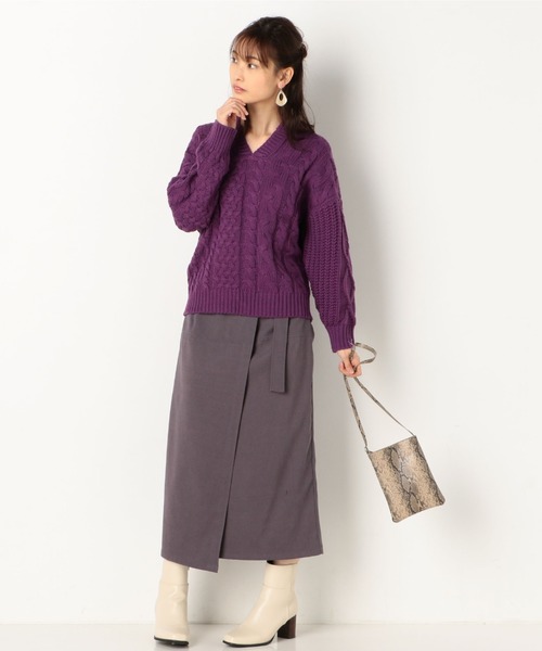 archives（アルシーヴ）の「キーネックケーブルニットプルオーバー（ニット/セーター・レディース・パープル/ブラウン/オフホワイト/マスタード・MEDIUM）」の10枚目の写真