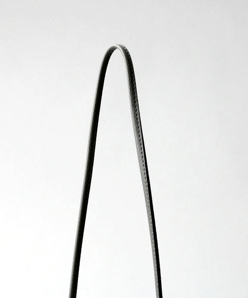 BEAUTY&YOUTH UNITED ARROWS（ビューティーアンドユースユナイテッドアローズ）の「BY フォルム ジッパー ポーチ ショルダー（ショルダーバッグ・メンズ・グレー/ブラック・FREE）」の3枚目の写真