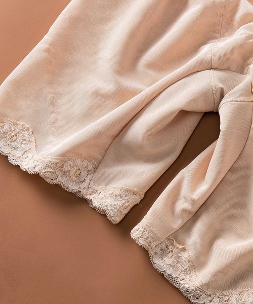 SAISON DE PAPILLON（セゾンドパピヨン）の「骨盤ベルト付きガードル（その他アンダーウェア/インナー・レディース・ブラック/ベージュ・M/L）」の11枚目の写真