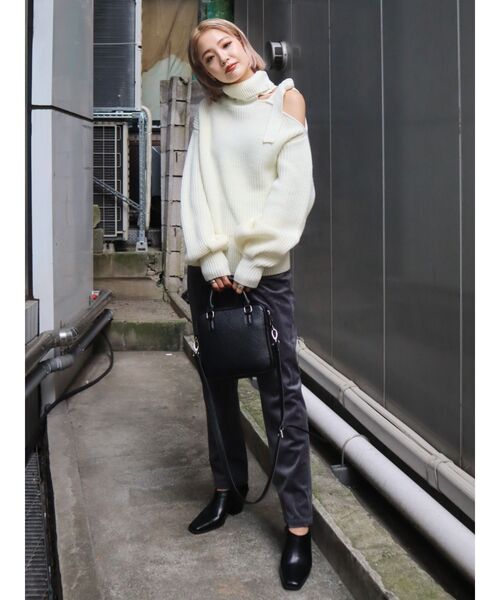 EMODA（エモダ）の「ミニマルスクエアバッグ（ハンドバッグ・レディース・ブラック/ブラウン・FREE）」の5枚目の写真