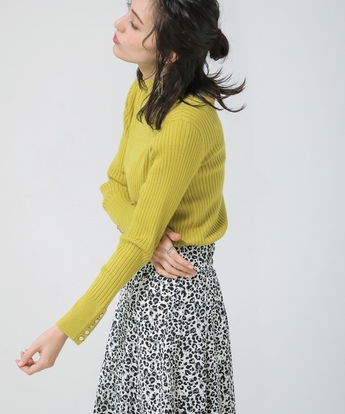 Bou Jeloud（ブージュルード）の「ヒートハイネック袖釦プルオーバー（ニット/セーター・レディース・ブラック/グレー/ピンク/イエロー/ブルー/アイボリー・FREE）」の13枚目の写真