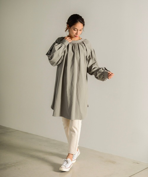 Auntie Rosa Holiday（アンティローザホリデー）の「スキッパー2WAYボリュームチュニック（チュニック・レディース・グレー/ブラック/ホワイト・FREE）」の17枚目の写真