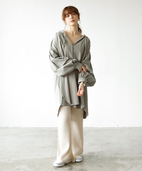 Auntie Rosa Holiday（アンティローザホリデー）の「スキッパー2WAYボリュームチュニック（チュニック・レディース・グレー/ブラック/ホワイト・FREE）」の13枚目の写真