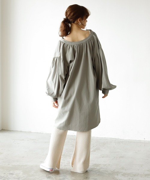 Auntie Rosa Holiday（アンティローザホリデー）の「スキッパー2WAYボリュームチュニック（チュニック・レディース・グレー/ブラック/ホワイト・FREE）」の16枚目の写真