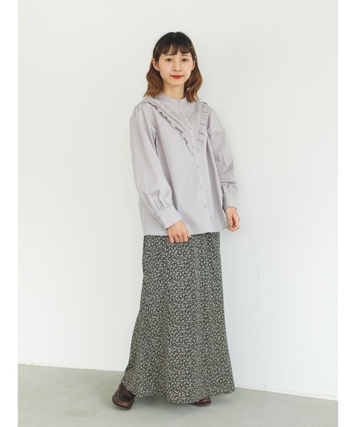 SLURR（スラ―）の「ピンタックフリルパフスリーブブラウス（シャツ/ブラウス・レディース・ブラック/オフホワイト/ブルー系その他7・FREE）」の7枚目の写真