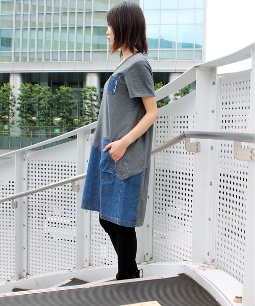 AVIREX（アヴィレックス）の「【直営店限定】コットンウーヴン コントラストパネルドレス/ COTTON WOVEN CONTRAST PANEL DRESS（ワンピース・レディース・ブラック/チャコールグレー/オリーブ・SMALL/MEDIUM/LARGE）」の15枚目の写真