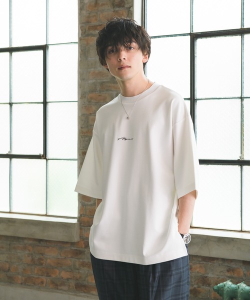 Alpinus(アルピナス)の「Alpinus - logo embroidery loose drape cut and sew / ロゴ刺繍ルーズドレープカットソー(Tシャツ/カットソー・メンズ・ホワイト/ブラック・SMALL/MEDIUM)」の21枚目の写真