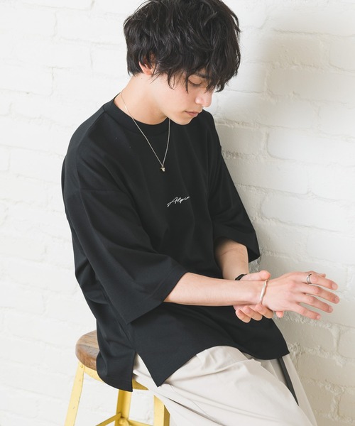 Alpinus(アルピナス)の「Alpinus - logo embroidery loose drape cut and sew / ロゴ刺繍ルーズドレープカットソー(Tシャツ/カットソー・メンズ・ホワイト/ブラック・SMALL/MEDIUM)」の4枚目の写真