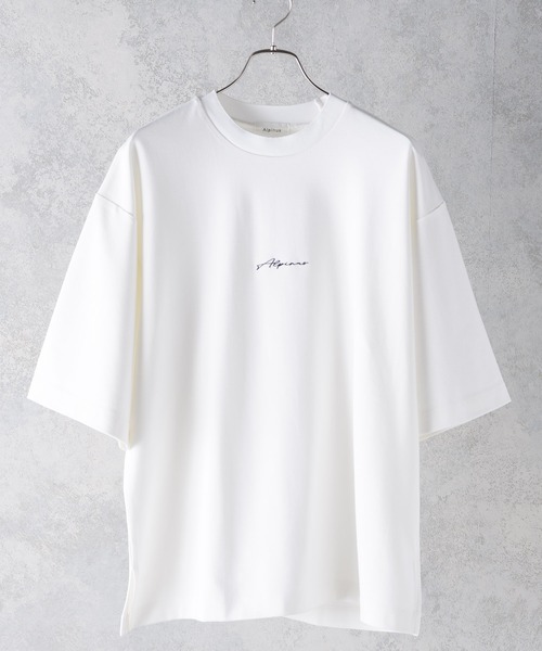 Alpinus(アルピナス)の「Alpinus - logo embroidery loose drape cut and sew / ロゴ刺繍ルーズドレープカットソー(Tシャツ/カットソー・メンズ・ホワイト/ブラック・SMALL/MEDIUM)」の11枚目の写真