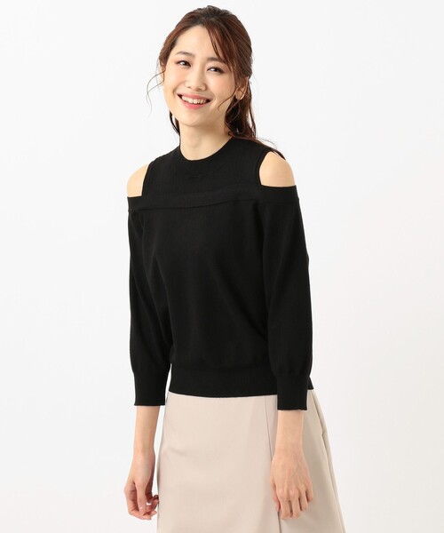 Feroux（フェルゥ）の「【洗える】カットオフショルダー ニット（ニット/セーター・レディース・ブラック系/アイボリー系/ライラック系・2）」の17枚目の写真
