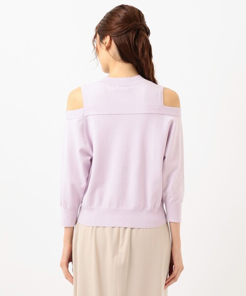 Feroux（フェルゥ）の「【洗える】カットオフショルダー ニット（ニット/セーター・レディース・ブラック系/アイボリー系/ライラック系・2）」の6枚目の写真