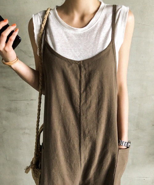 KOR（ケーオーアール）の「ルーズシルエット サロペットワイドパンツ（サロペット/オーバーオール・レディース・ブラック/ブラウン・FREE）」の7枚目の写真