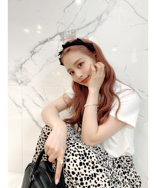 JUMELLE（ジュメロ）の「エマカチューシャ（カチューシャ・レディース・ブラック/ベージュ・FREE）」の2枚目の写真