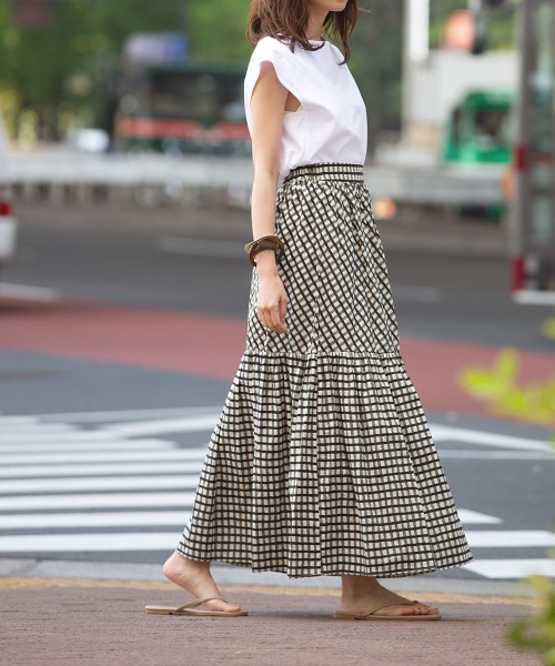 marjour（マージュール）の「CHECK TIERED SKIRT（スカート・レディース・ブラウン/グリーン・MEDIUM/MEDIUM/TALL）」の15枚目の写真
