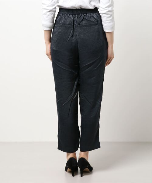 AMERICAN HOLIC（アメリカンホリック）の「バックポケットとろみテーパードパンツ ＊（その他パンツ・レディース・ブラック/カーキ/サックスブルー・M/L）」の4枚目の写真