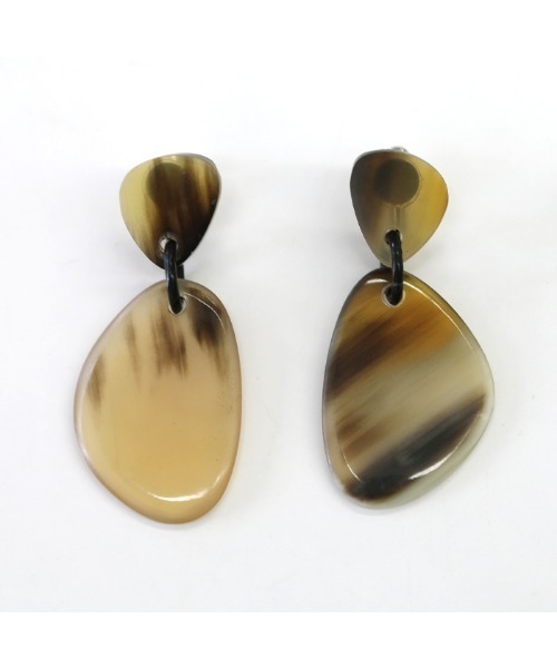 select MOCA（セレクトモカ）の「2021 AW マーブルドロッププレートイヤリング（イヤリング・レディース・ブラウン/ライトベージュ・FREE）」の12枚目の写真