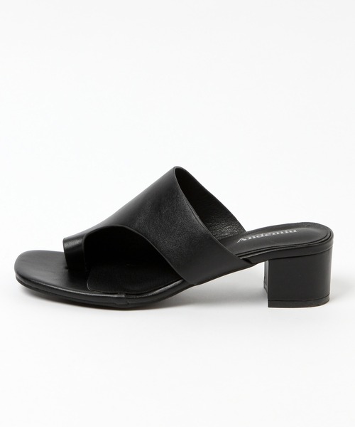 Andemiu（アンデミュウ）の「トングヒールサンダル215846（サンダル・レディース・ブラック/アイボリー・MEDIUM/LARGE）」の5枚目の写真