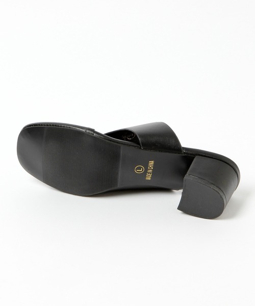 Andemiu（アンデミュウ）の「トングヒールサンダル215846（サンダル・レディース・ブラック/アイボリー・MEDIUM/LARGE）」の8枚目の写真