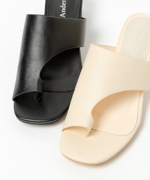 Andemiu（アンデミュウ）の「トングヒールサンダル215846（サンダル・レディース・ブラック/アイボリー・MEDIUM/LARGE）」の13枚目の写真