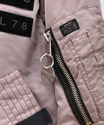 DIESEL（ディーゼル）の「ベルクロワッペン フードレイヤード MA-1 