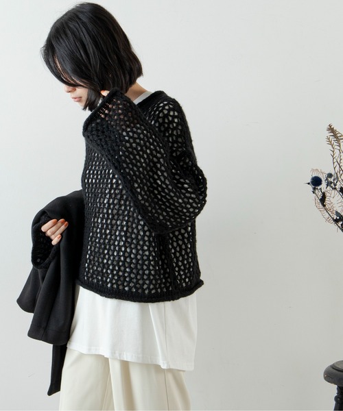 ANGIE(アンジー)の「起毛メッシュ編みショートニット(ニット/セーター・レディース・ブラック/アイボリー/マスタード/ダークベージュ・FREE)」の21枚目の写真