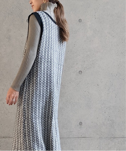 Per sist ence(パーシエンス)の「Per sist ence/パーシエンス リブ編み ボトルネック(ニット/セーター・レディース・ホワイト/ブラック/ベージュ/パープル/グレー/ブラウン/グリーン・FREE)」の22枚目の写真