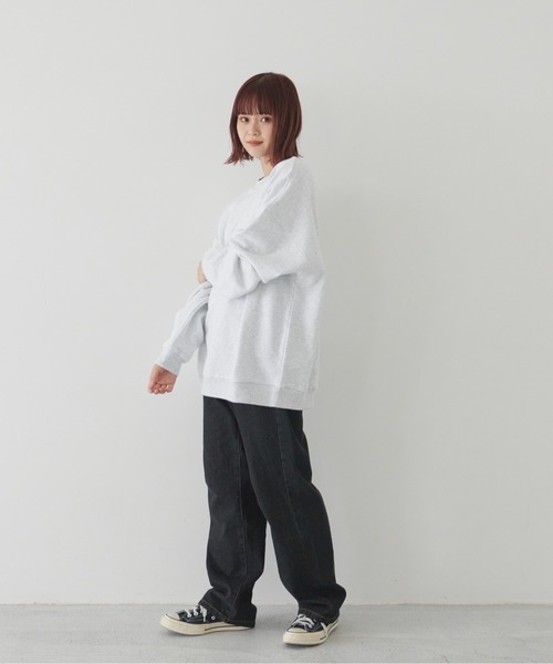 flaner(フラネ)の「ルーズスウェット【ユニセックス対応】(スウェット・レディース・グレー/カーキ/グレイッシュベージュ・MEDIUM/LARGE)」の4枚目の写真