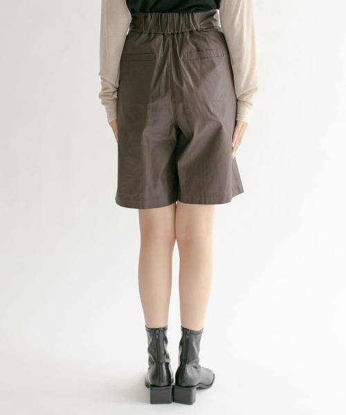 KBF（ケイビーエフ）の「ハイウエストコーティングショートパンツ（その他パンツ・レディース・イエロー/アイボリー/ブラウン・ONE）」の18枚目の写真