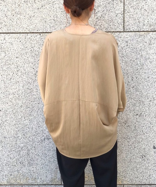 RIVE DROITE（リヴドロワ）の「リラクシーな着心地が魅力　テンセルツイルリラックスブラウス（シャツ/ブラウス・レディース・カーキ/ベージュ/ネイビー・FREE）」の22枚目の写真