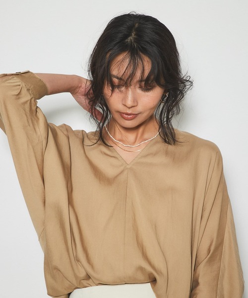 RIVE DROITE（リヴドロワ）の「リラクシーな着心地が魅力　テンセルツイルリラックスブラウス（シャツ/ブラウス・レディース・カーキ/ベージュ/ネイビー・FREE）」の14枚目の写真