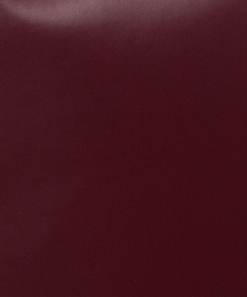 SHIPS（シップス）の「SHIPS:ユニセックス リサイクルレザー(再生革) トートバッグ（トートバッグ・メンズ・チャコールグレー/ブラック/オリーブ/ブルー/ワイン/キャメル・ONE SIZE）」の19枚目の写真