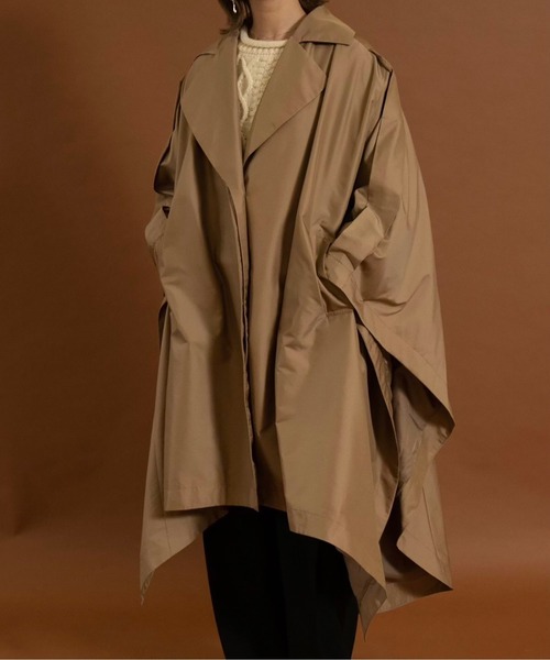 エミレ　amiur ワイドスリーブトレンチコート Amiur（エミレ）の「wide sleeve trench coat（トレンチコート