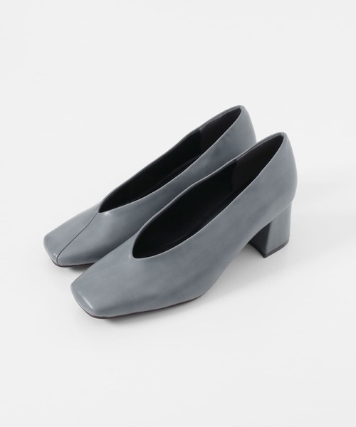 KBF+（ケービーエフプラス）の「KBF+　スクエアトゥパンプス∴（パンプス・レディース・ベージュ/グレー系その他・36/37）」の8枚目の写真