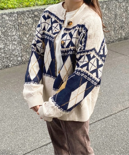 apres jour(アプレジュール)の「ケーブル柄カーディガン【ZOZOTOWN限定アイテム】【9PO】(カーディガン/ボレロ・レディース・ライトベージュ/アイボリー/その他・X-LARGE/フリー)」の7枚目の写真