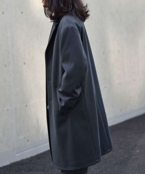 SHIPS（シップス）の「【WEB限定】SHIPS: リラックスフィット ポリメルトン ジャージー チェスター コート（チェスターコート・メンズ・ネイビー/グレー/ダークグレー・SMALL/MEDIUM/LARGE/X-LARGE）」の13枚目の写真