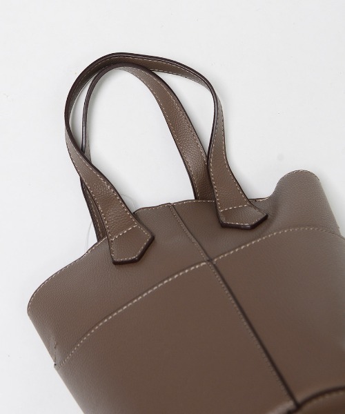 shopnikoniko（ショップニコニコ）の「2way合成皮革バケツバッグ（ハンドバッグ・レディース・ブラック/ブラウン/グレイッシュベージュ/ホワイト・フリー）」の13枚目の写真