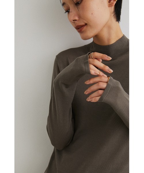STYLEMIXER(スタイルミキサー)の「バックストリングシアーハイネックニット(ニット/セーター・レディース・ピンク/ブラック/アイボリー/カーキ・FREE)」の22枚目の写真