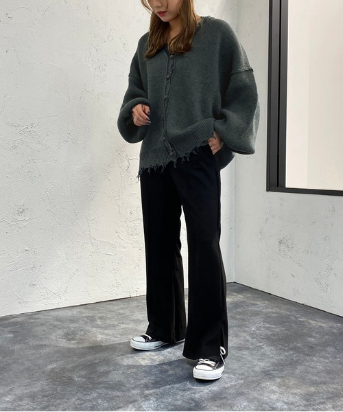 apres jour mignon(アプレジュールミニョン)の「センターシームフェイクスエードパンツ【ZOZOTOWN限定アイテム】(その他パンツ・レディース・ブルーグリーン/マスタード/ブラック・MEDIUM/SMALL/X-LARGE)」の10枚目の写真