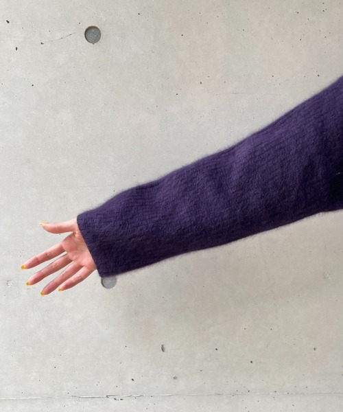 CAPRICIEUX LE'MAGE（カプリシューレマージュ）の「ヤクラクーンカシミア畦プルオーバー（ニット/セーター・レディース・ライトベージュ/ネイビー・FREE）」の7枚目の写真