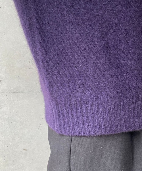 CAPRICIEUX LE'MAGE（カプリシューレマージュ）の「ヤクラクーンカシミア畦プルオーバー（ニット/セーター・レディース・ライトベージュ/ネイビー・FREE）」の8枚目の写真