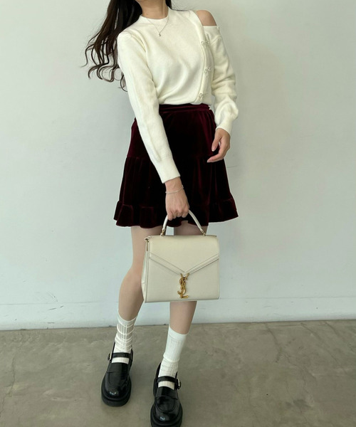 titty＆Co. PETIT by poyo（ティティーアンドコープティバイポヨ）の「【ファッションインフルエンサーPOYO×titty&Co.PETIT】リボンブローチニットプルオーバー（ニット/セーター・レディース・ホワイト・FREE）」の5枚目の写真