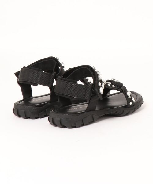 HIPS(ヒップス)の「【HIPS/ヒップス】ビジューサンダル(サンダル・レディース・ブラック/グレイッシュベージュ・L/M/S)」の3枚目の写真